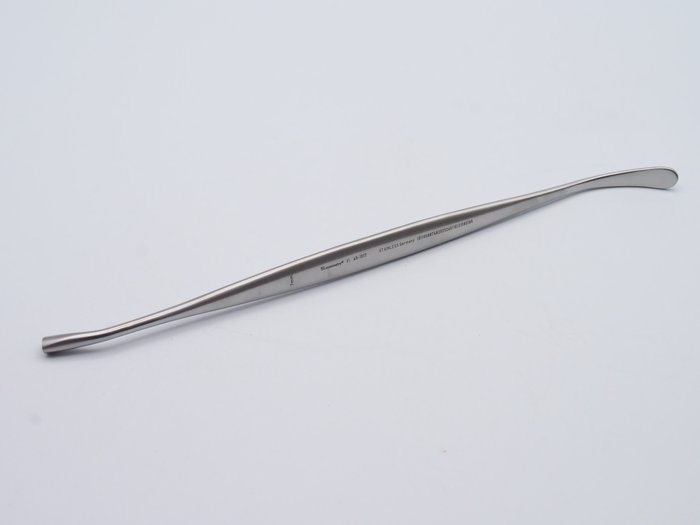 Dissector, Penfield, Double-Ended, Fully Curved & Wax Packer, Size 3, 7 3/4 in (Aspen Surgical 65-1017)